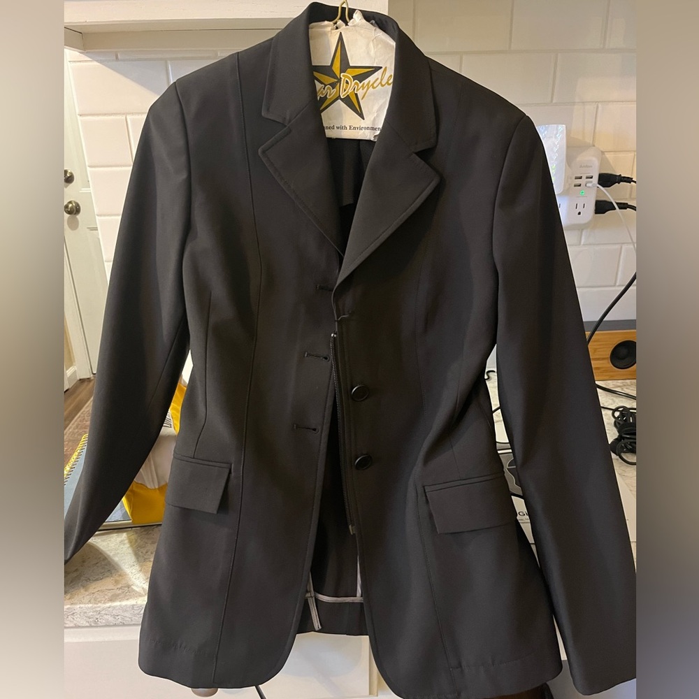 RJ Classics Nora show coat. English, hunter jumper, hunt seat.